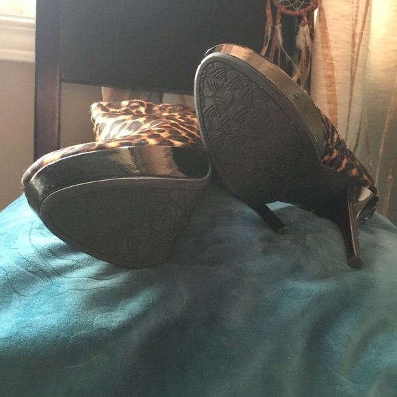 Leopard print platform stilettos - Picture 4 of 7